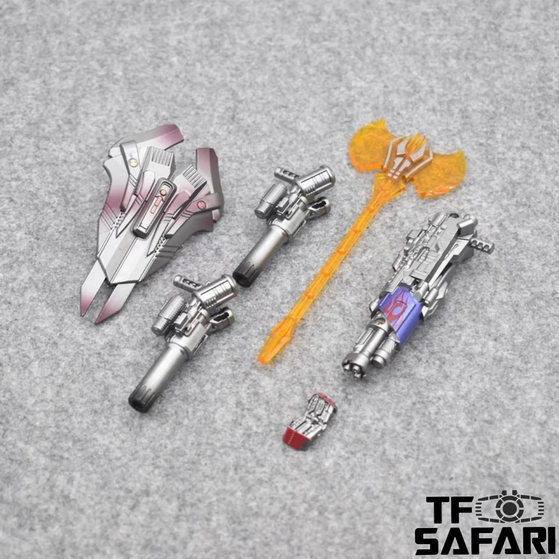 Knight 8801 (Previous 6022A) Optimus Prime (Modified KO SS05) & Weapon Set 17.5cm / 6.9"