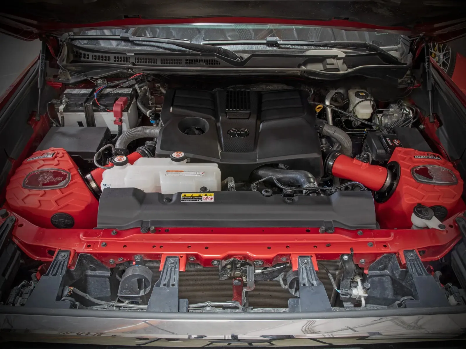 Momentum GT Red Edition Pro DRY S Cold Air Intake Tundra (2022-2024)
